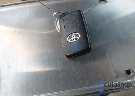 2012 Toyota Prius Two из США, поврежденный, VIN JTDKN3DUXC1584365